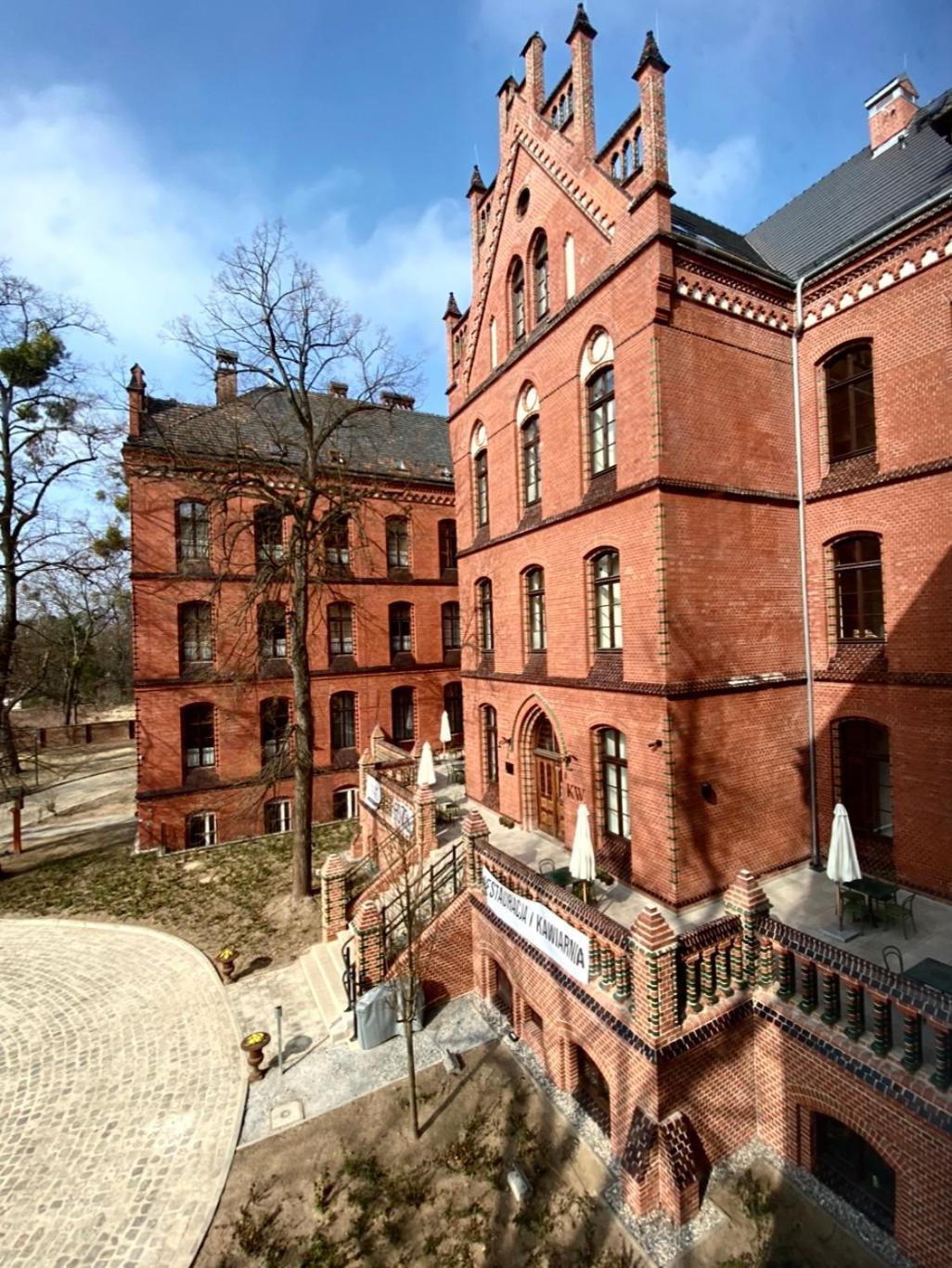 Arche Klasztor *